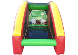 Quarterback Challenge – Football Toss Game